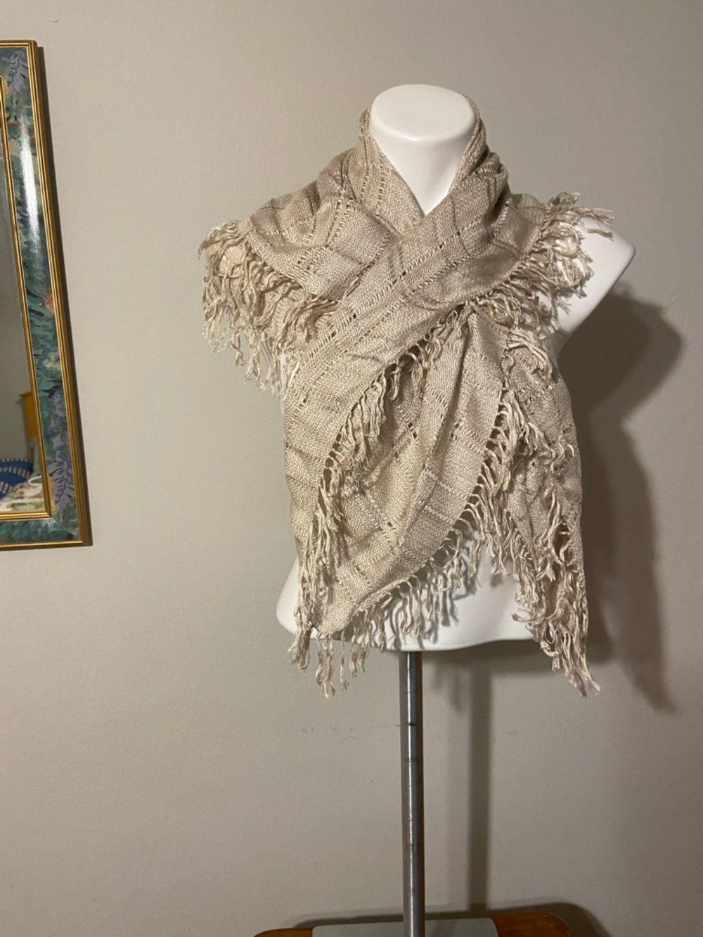 9 scarves 
Lot of nine scarves  see pictures - Picture 5 of 9